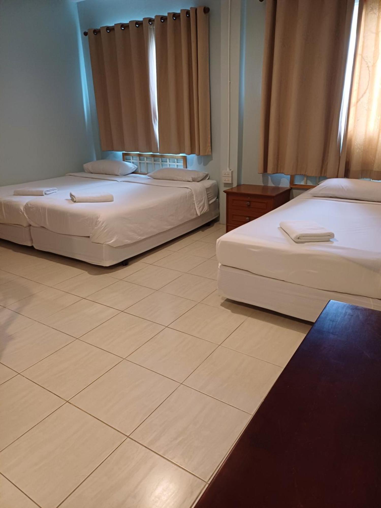 AT home hotel HHQ Kamer foto
